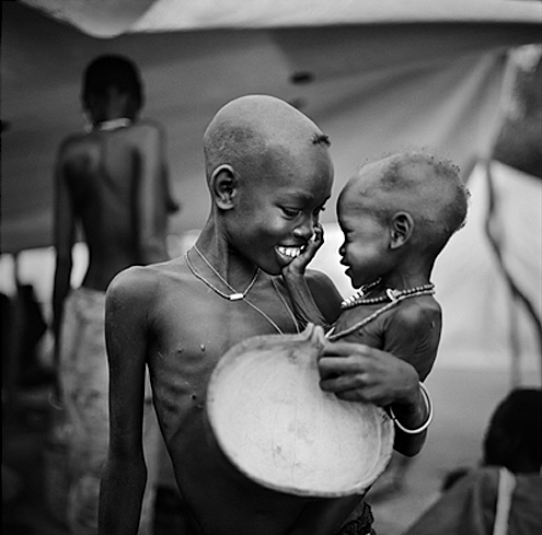 Ayuda a los niños en África.